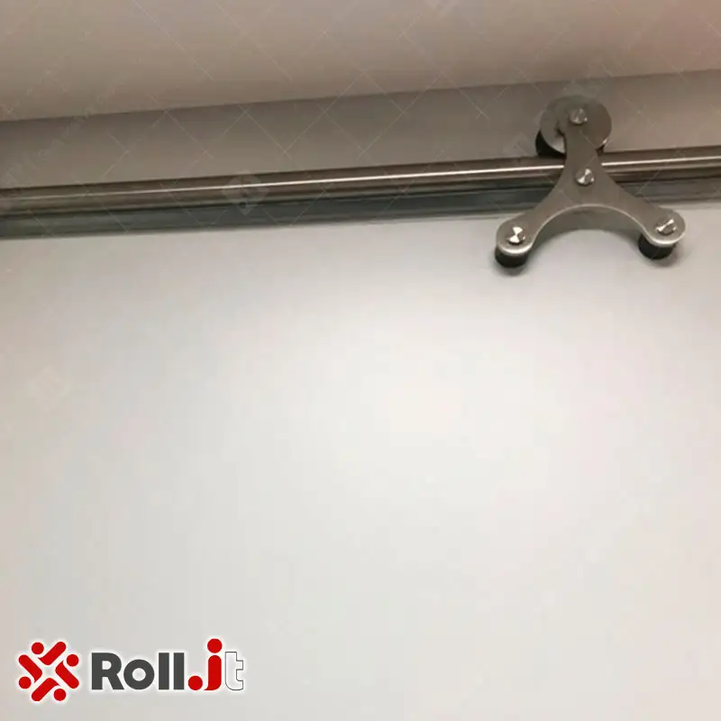 Porta Boommerang — Ferragens Inox Rollit