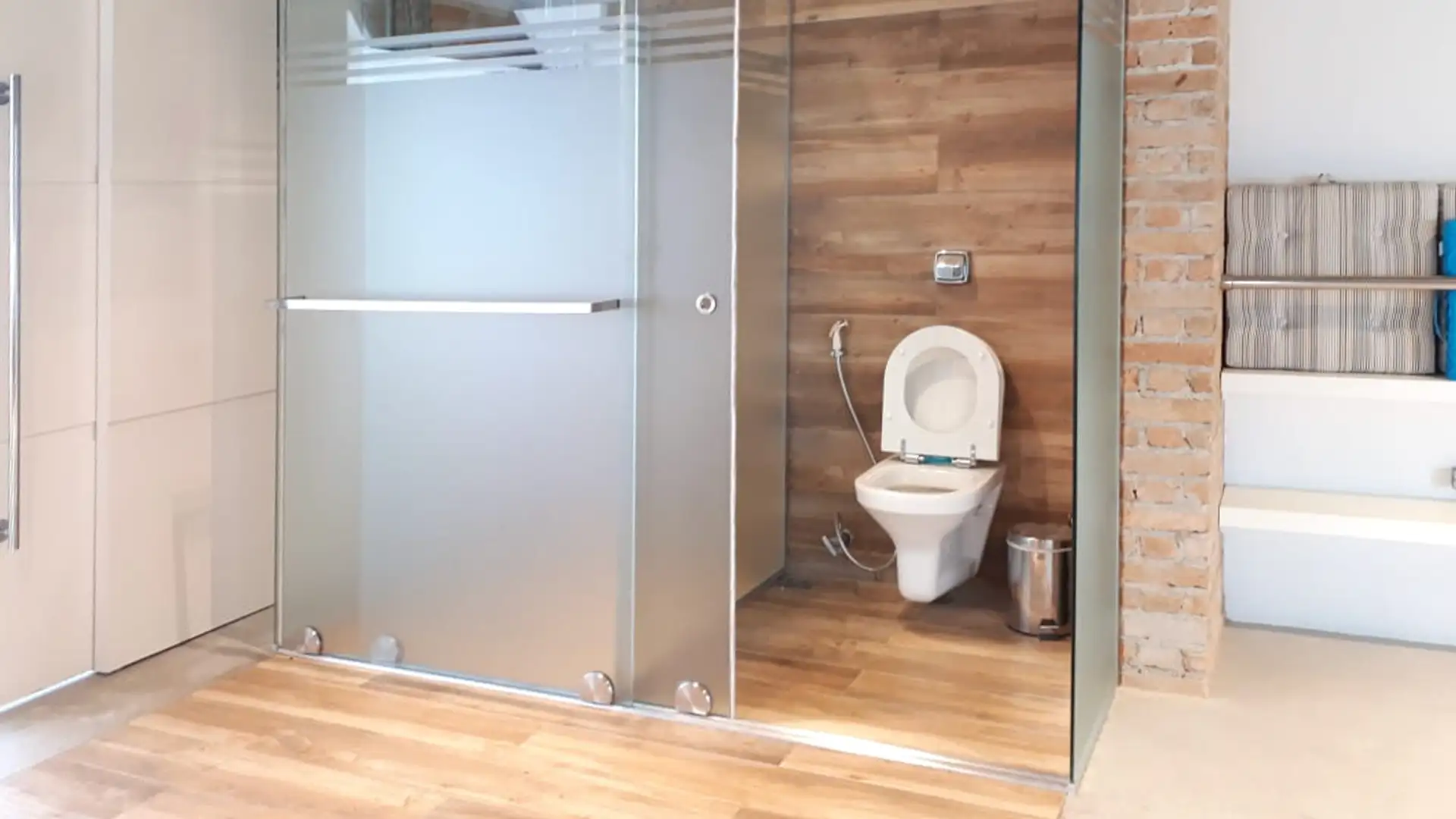 Porta Solo E — Ferragens Inox Rollit
