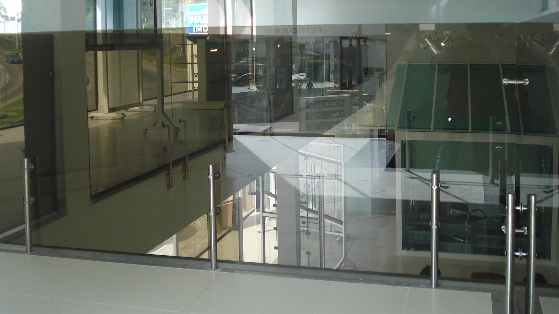 Guarda Corpo Diamont — Ferragens Rollit IT.0072