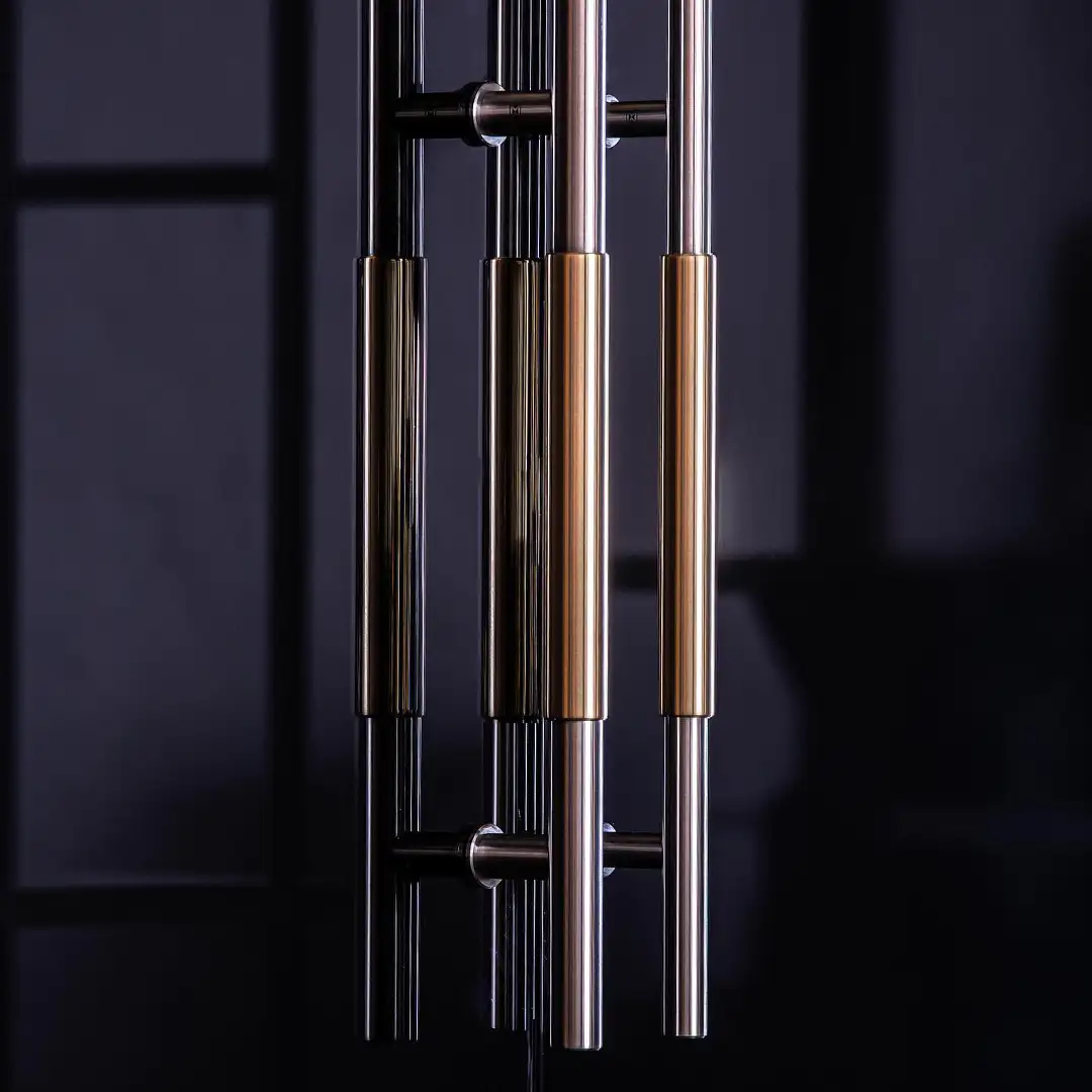 Puxadores, fechaduras e acessorios Rollit